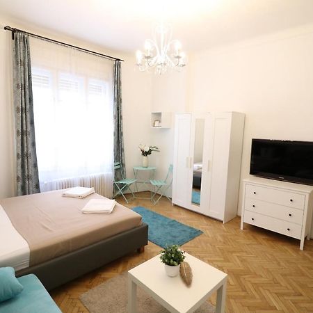 Real Apartments Wesselenyi III Budapest Exterior photo